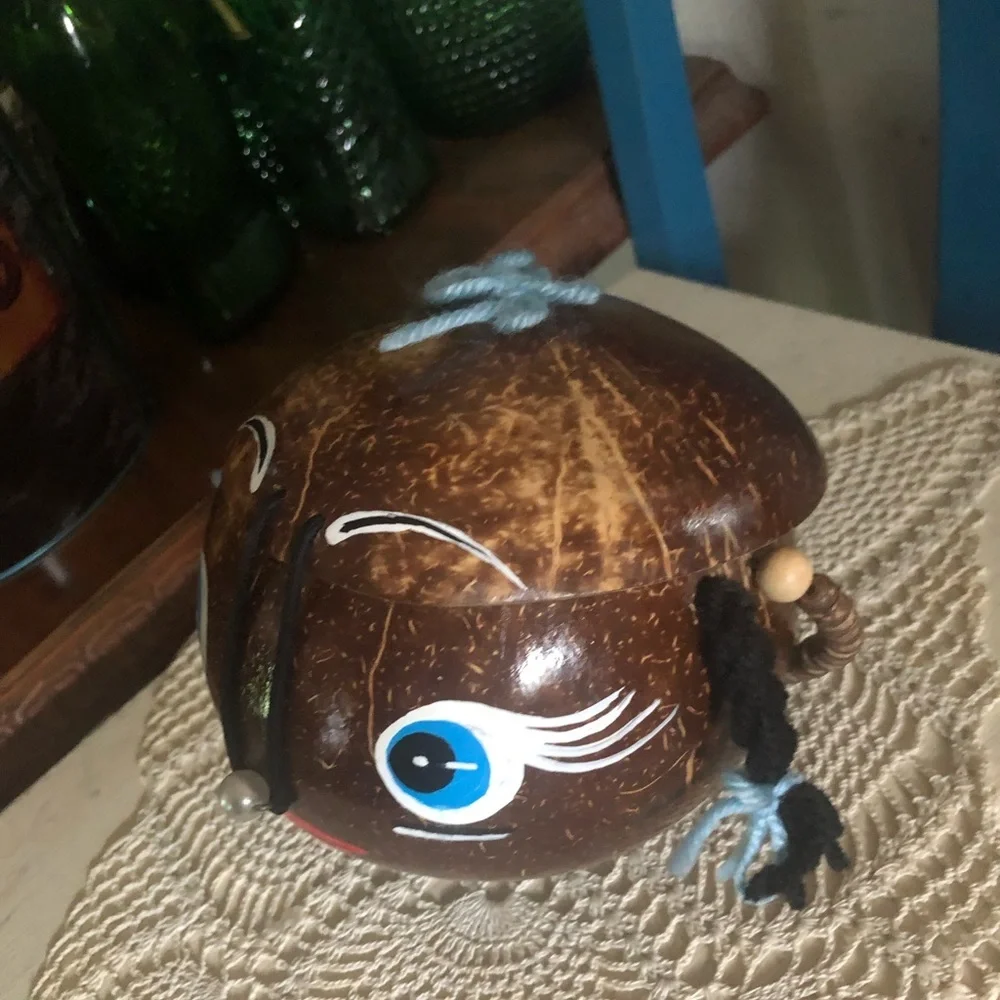Vintage Coconut Girl Bag